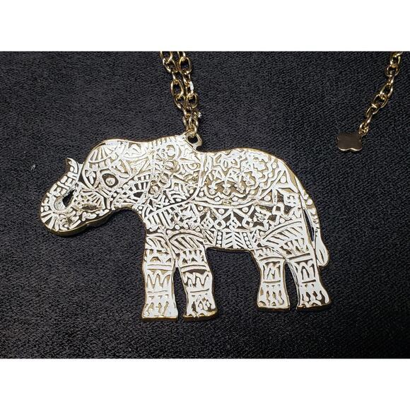Gold & White Elephant Necklace Adjustable Chain Link Stunning Piece of Jewelry - Picture 3 of 6